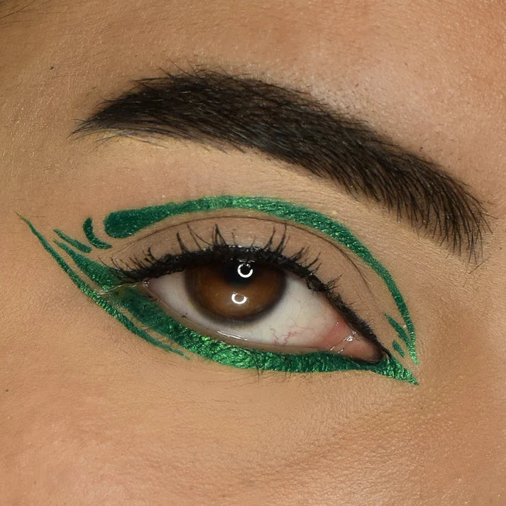 C2p Frame Me! Metallic Eyeliner